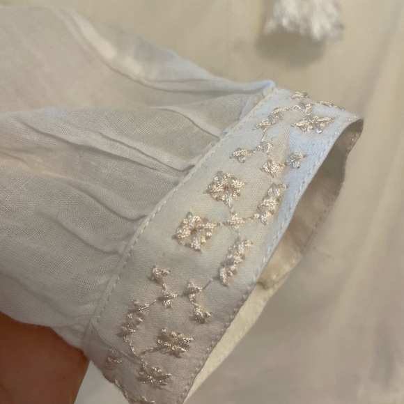 Paige pin tucked top - Picture 4 of 7